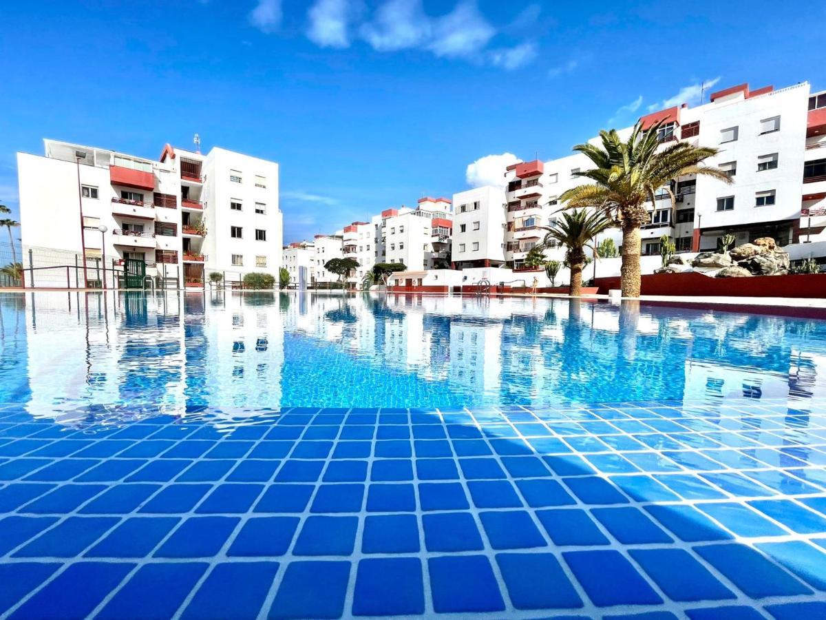 Apartamento Urb. Palmeras Del Sur Con Piscina 아데제 외부 사진