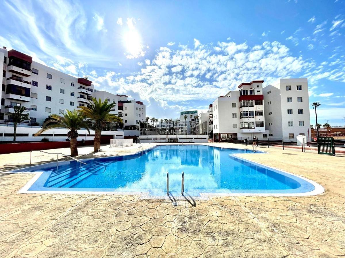 Apartamento Urb. Palmeras Del Sur Con Piscina 아데제 외부 사진