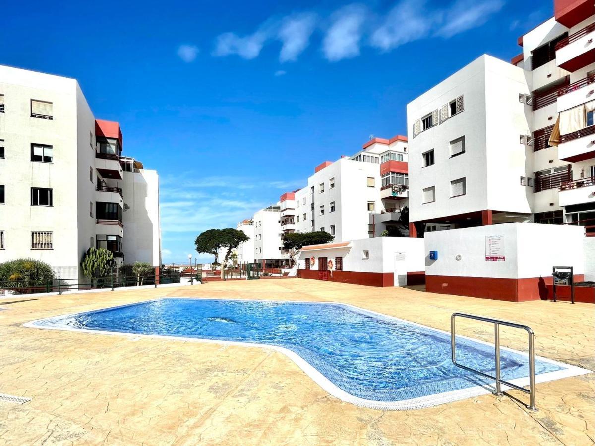 Apartamento Urb. Palmeras Del Sur Con Piscina 아데제 외부 사진