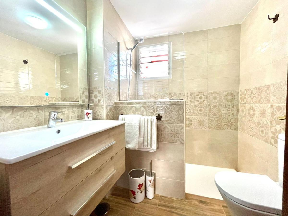 Apartamento Urb. Palmeras Del Sur Con Piscina 아데제 외부 사진